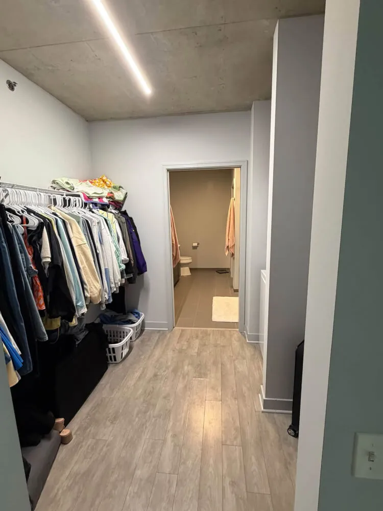Luxury One Bedroom Sublet in Wrigleyville