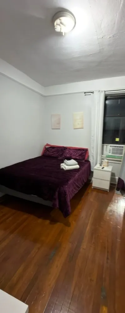 1 bedroom apartment- 15 min to Manhattan