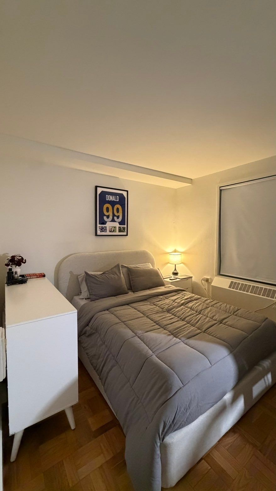 Furnished private room in a 2-bedroom New York apartment