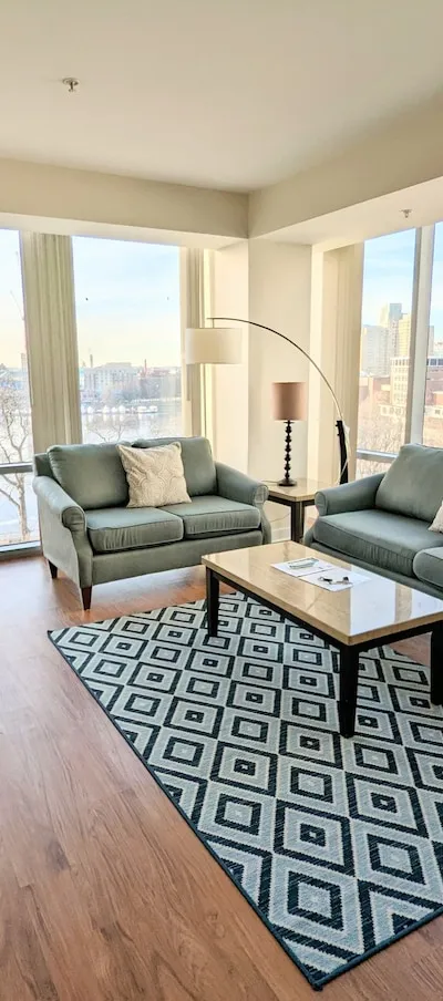 2bed/2bath By MGH | River View | Modern Bldg |