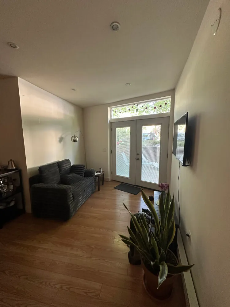 Room in Apartment Close to AU and Metro - Bedroom 2