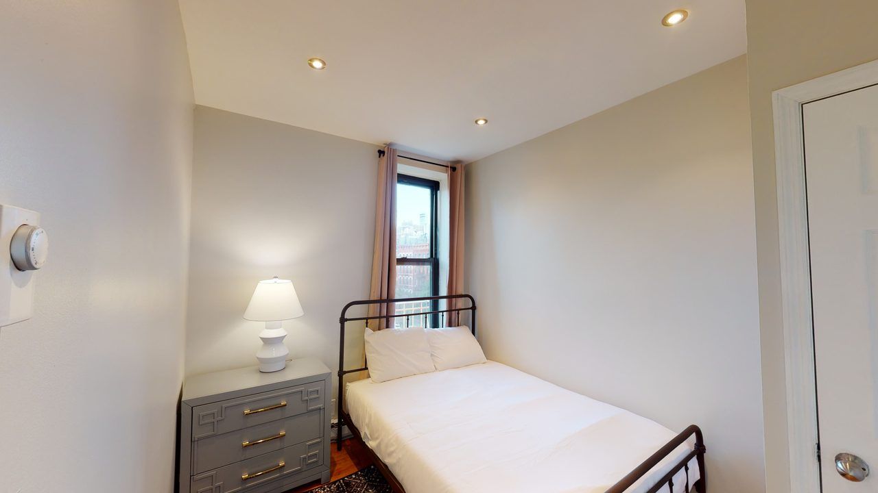 Private room in New York