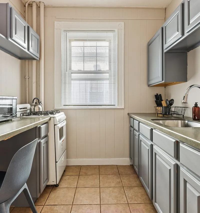 Private room in Allston
