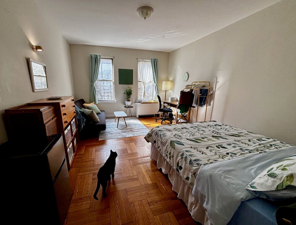 Large room in Washington Heights