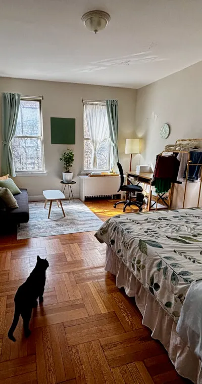 Large room in Washington Heights