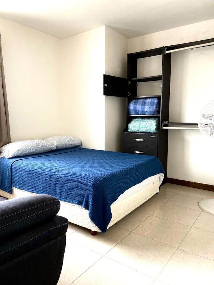 Modern Private 1B1B in 2B2B Near UM & Dadeland Mall | ALL-INCLUSIVE (Water, Gas, Electric, Wi-Fi) | Free Dedicated Parking & Free Furniture | Mid-Dec 2026 Start