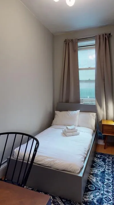 Private room in New York
