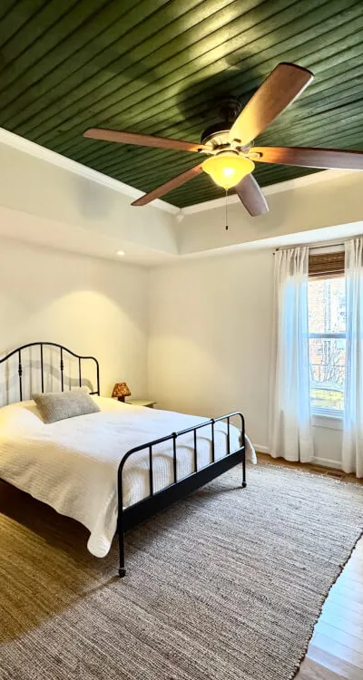 Huge Room in Beautiful Home Near Fairgrounds