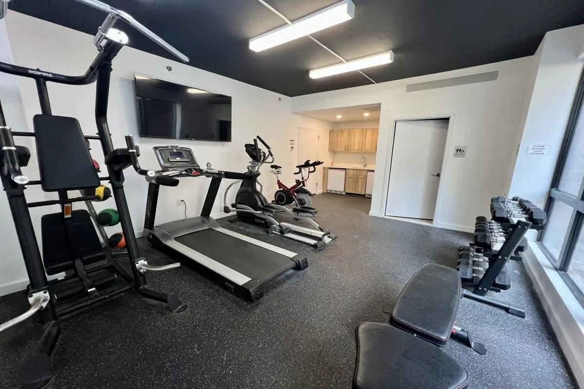 Stylish and modern 2 bedroom (or flex 3) apartment in a new development building the heart of Upper West Side !!
