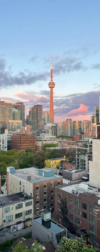 1+den, 2 bath - Penthouse Suit (King West Entertainment District)