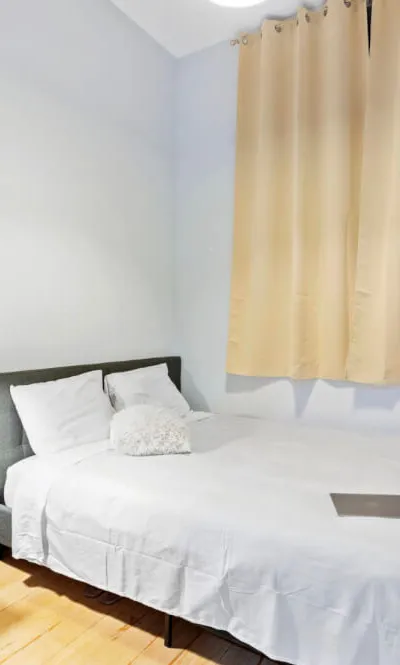 Private Room in Brooklyn — Easy Subway Access