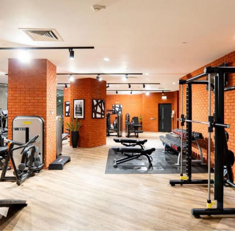 Bright Double Room with Private Bathroom & Luxury Amenities – Nine Elms, SW8