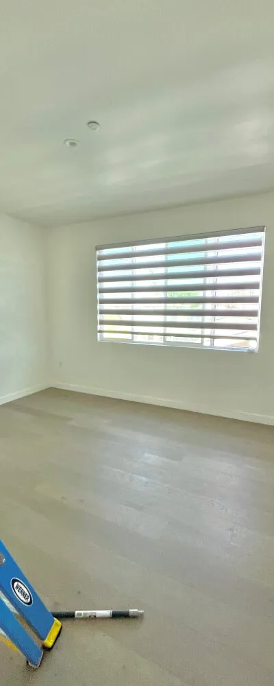 Bed & bath in Modern townhouse in Larchmont
