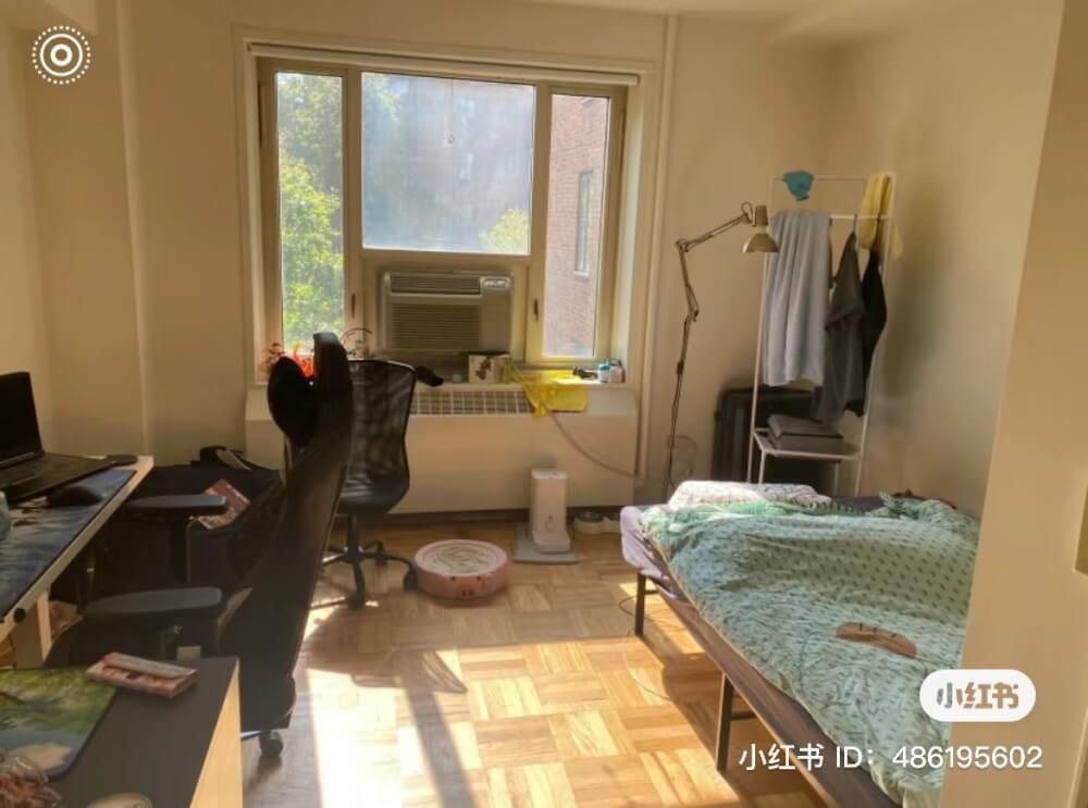 Decent private bedroom in East Village