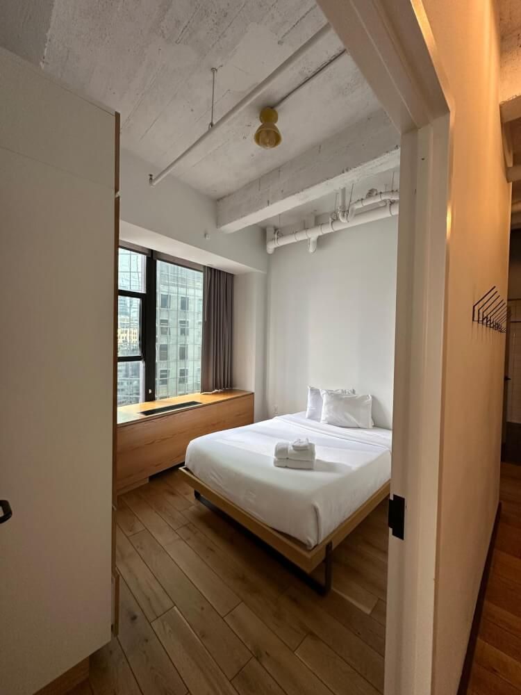 Private Bedrooms at Wall St/FiDi Area - Bedroom 2