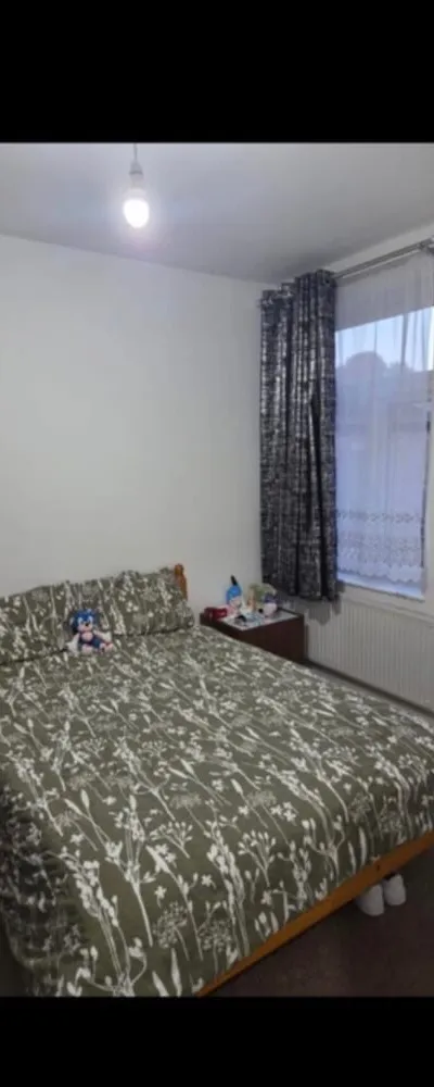 Double room available in Seven Sisters