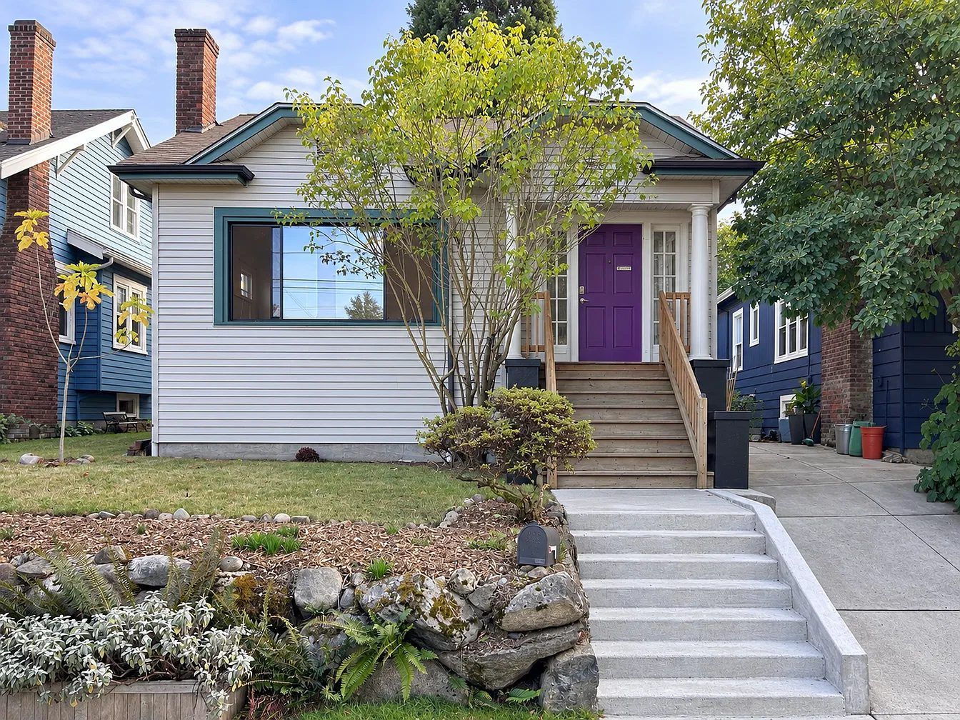 125 NE 52nd St, Seattle, WA 98105