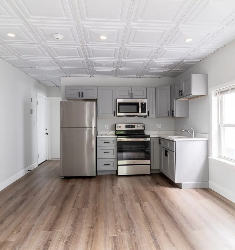 1 bedroom apartment in East Somerville