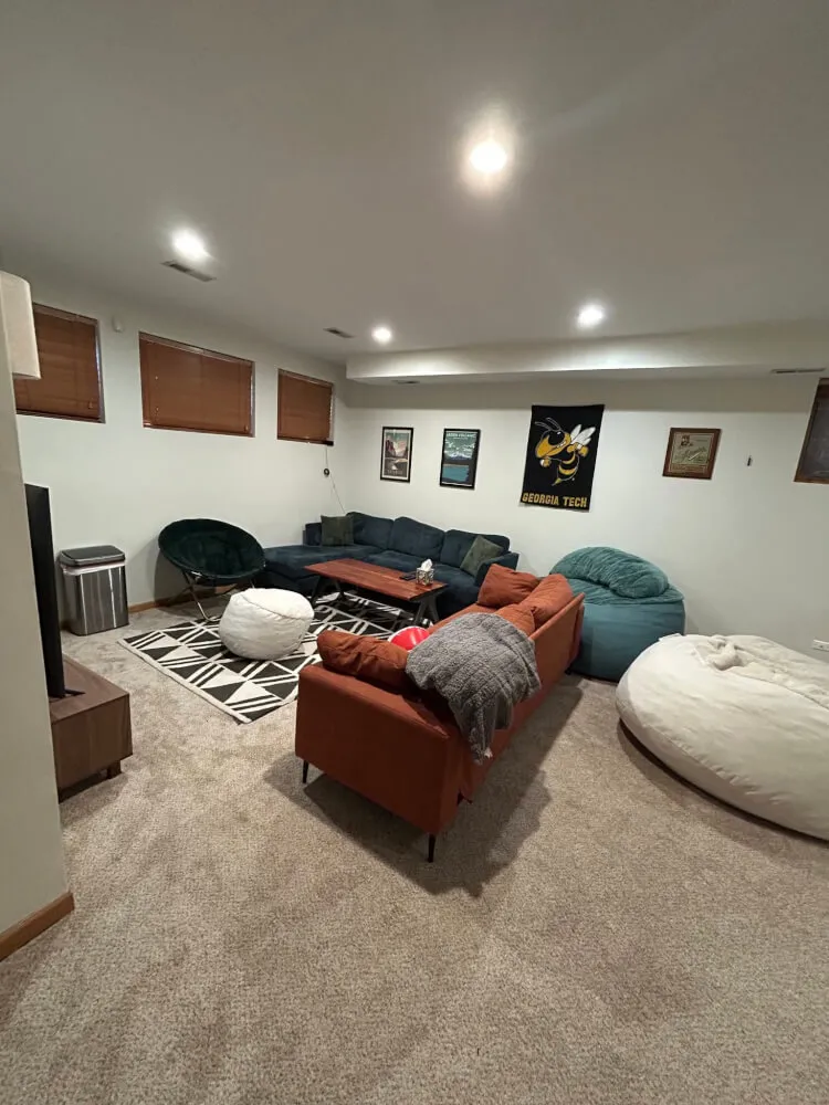 Spacious Lower Level Suite in Old Town Duplex