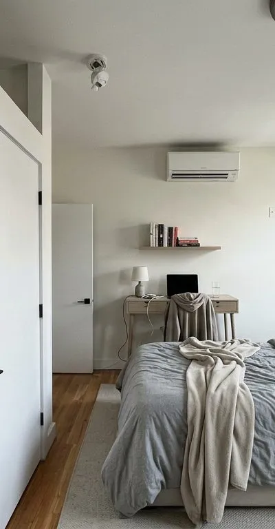 Private room in Ridgewood
