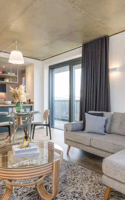 Wembley Park 3B3B Ensuite Room | 4 Min to Tube | 17th Floor Balcony