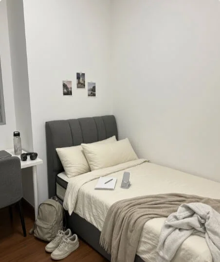 Furnished Room at Sunway Greenfield | Near BRT & Monash University