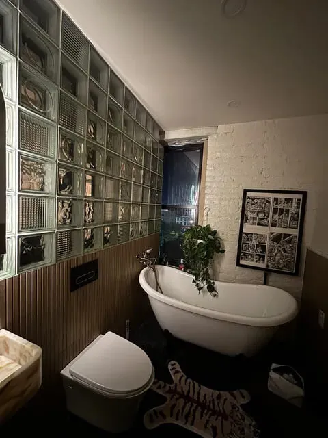 Sunlit Rooms in Williamsburg - Bedroom 3