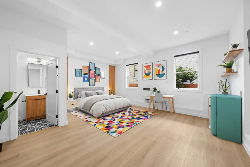 NEW! Bright, Spacious Cow Hollow Studio!