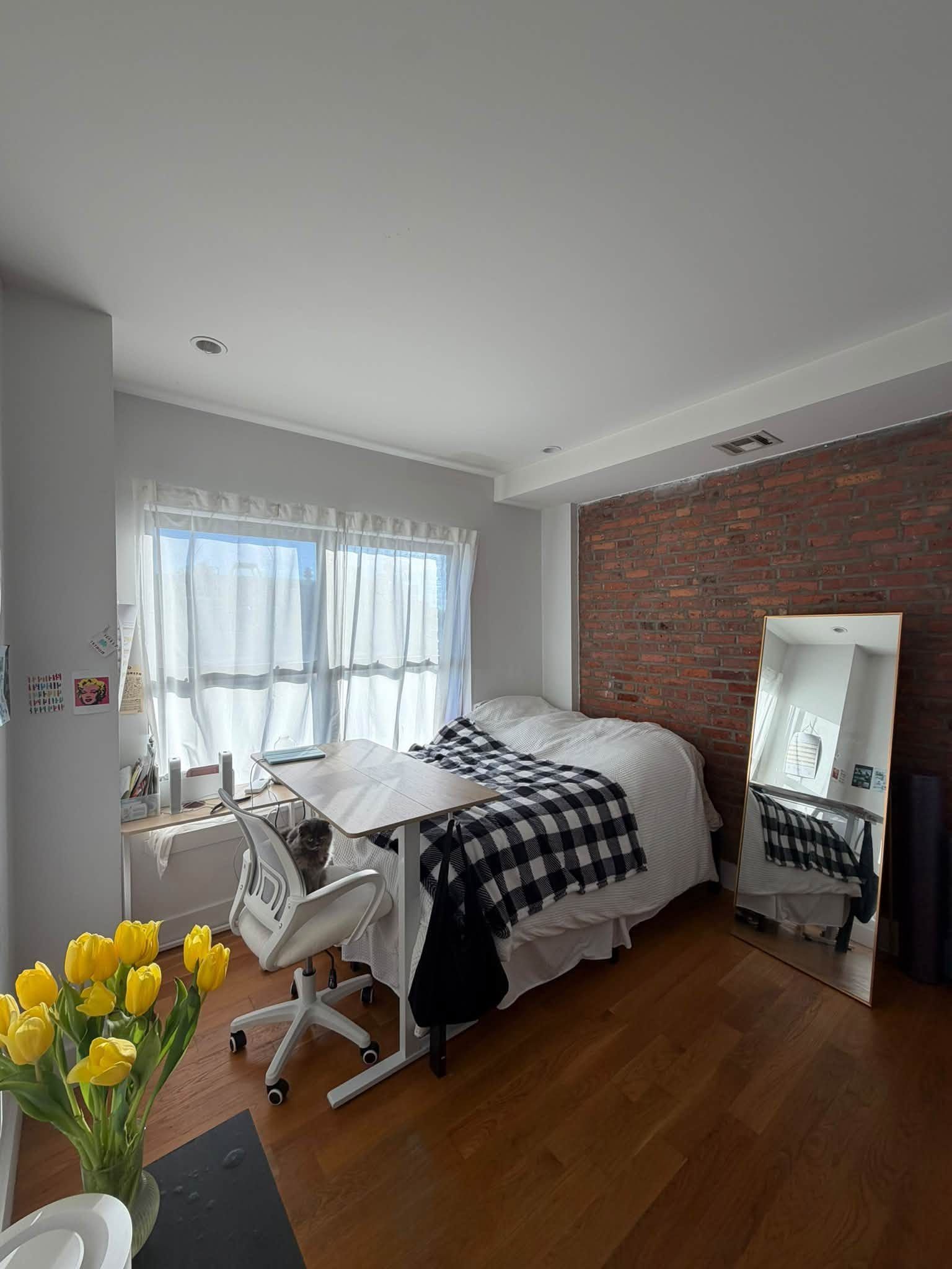Furnished Room in 3BR Williamsburg Apartment