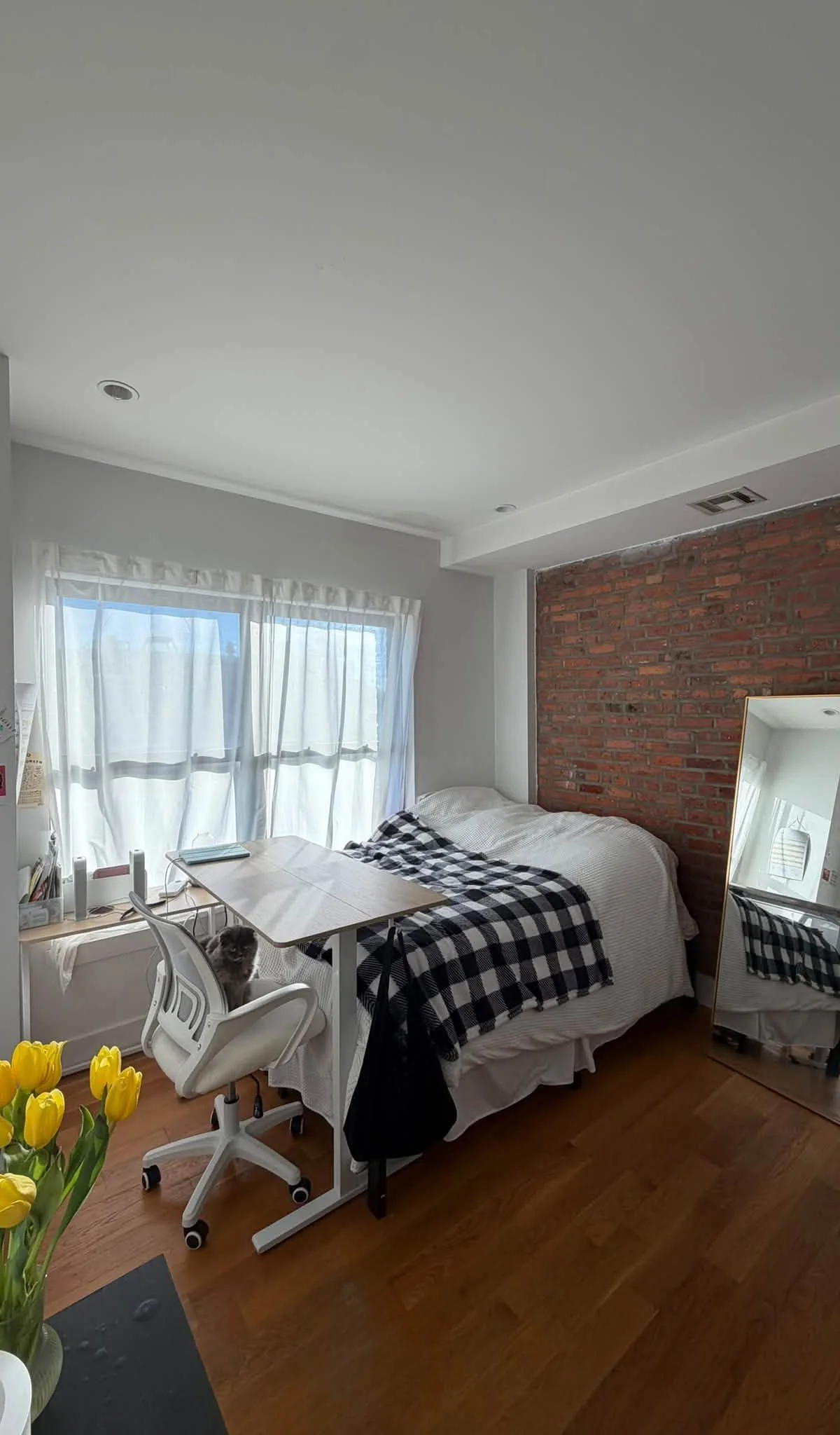 Furnished Room in 3BR Williamsburg Apartment