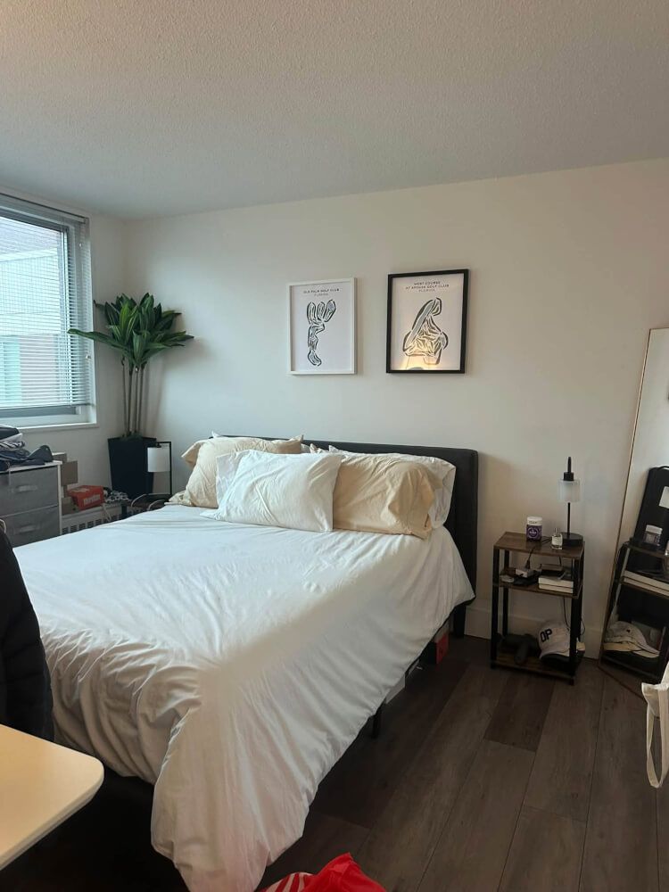 Bright Room in Kips Bay Luxury Building