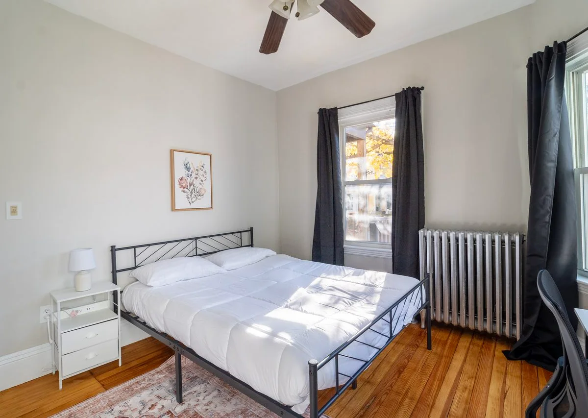 Private room in Central Village