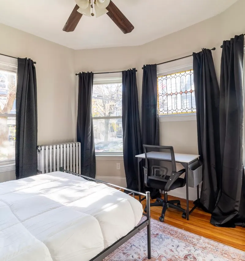 Private room in Central Village
