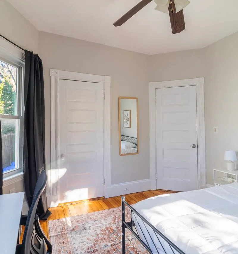 Private room in Central Village