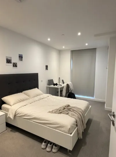 Luxury Apartment Bedrooms Next to Imperial White City Campus | Pool & Gym | Westfield Nearby - Bedroom 2
