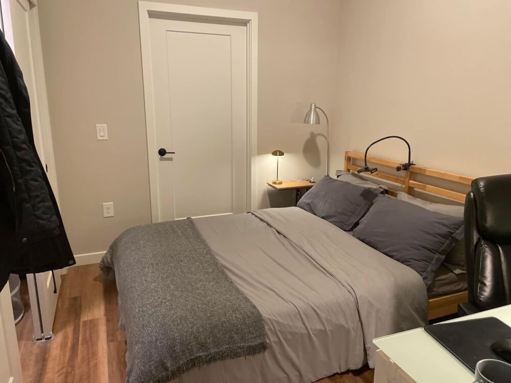 Old-Town One Bedroom Sublet