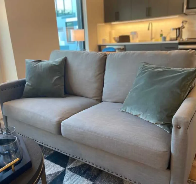 Old-Town One Bedroom Sublet