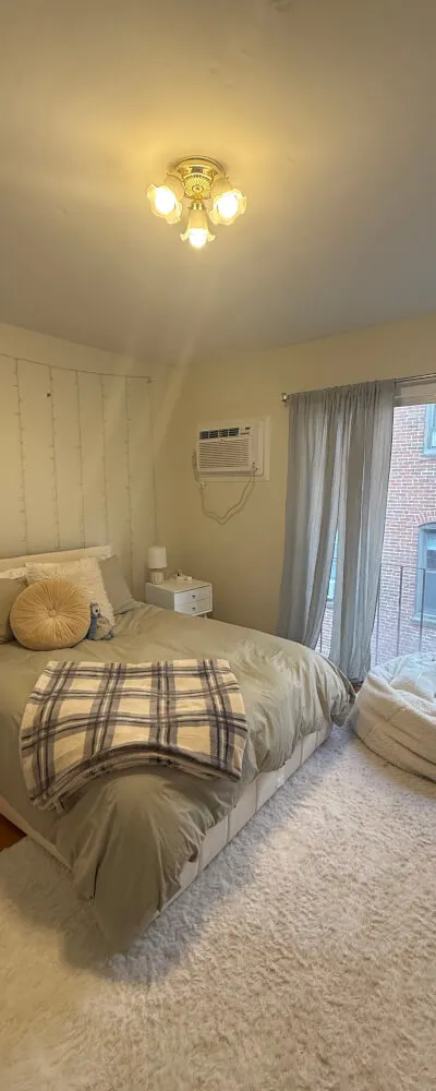 Private bedroom in 3 bedroom apt in Fenway