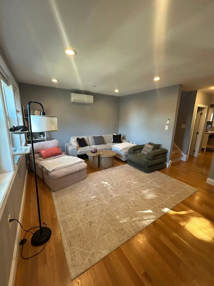 Private Entire Furnished Townhouse Available for Sublet