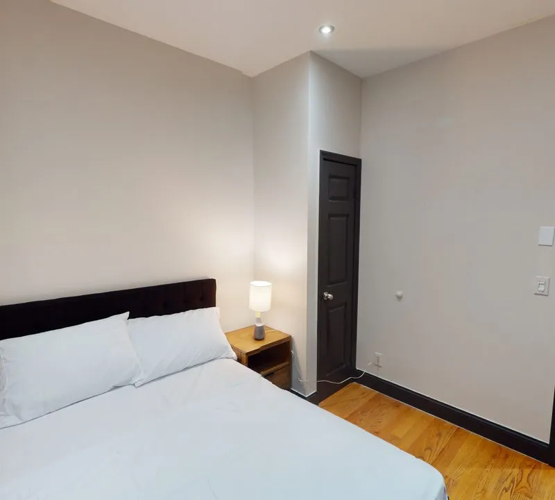 Private room in New York