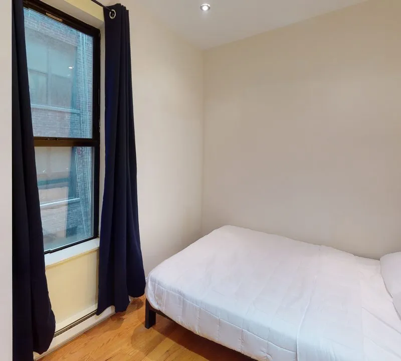 Private room in New York