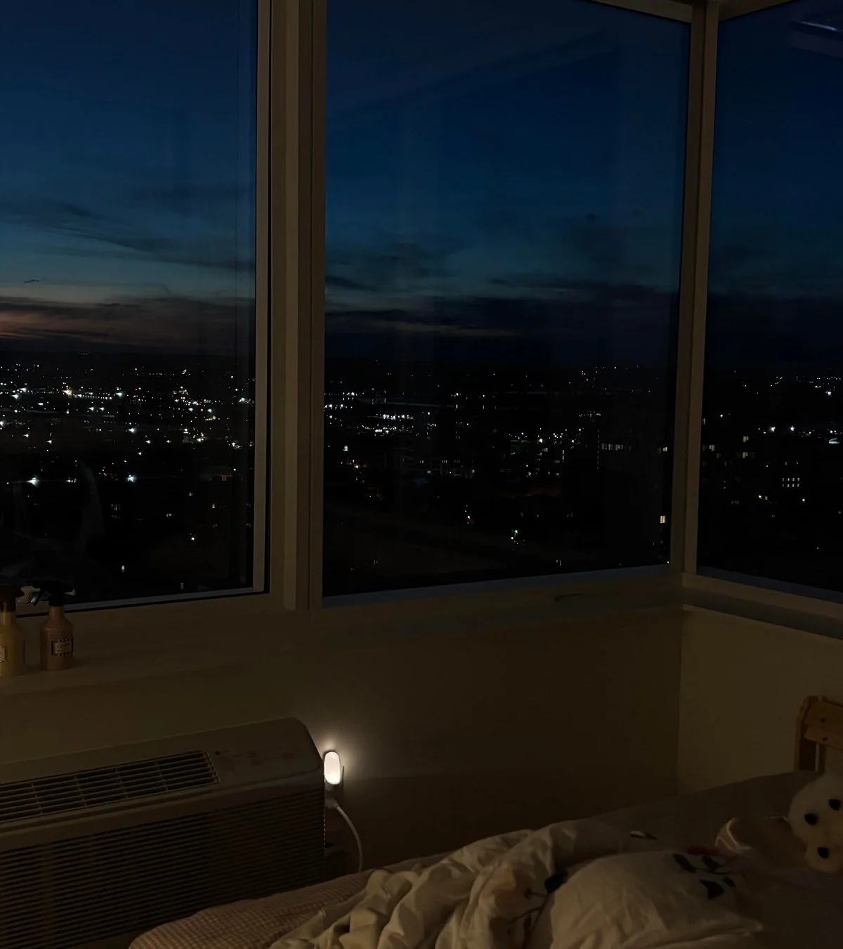 The Journal JSQ 2B2B Flex Room | 3 Min Walk to PATH | NYC Views | Female Only Unit
