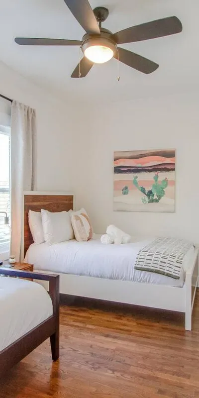 Home in Nashville · 4 bedrooms · 5 beds · 3 baths - Bedroom 4