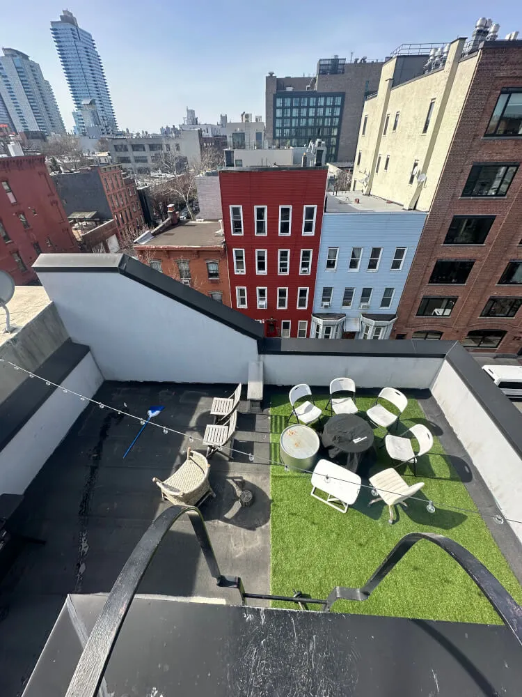 Private Room with Balcony in Williamsburg