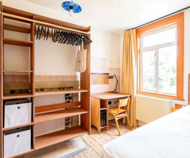 Beautiful private fully furnished room in West Kensington - Bedroom 1