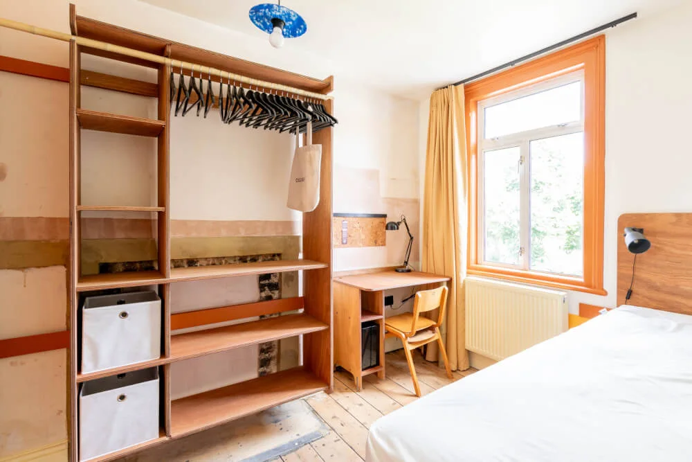 Beautiful private fully furnished room in West Kensington - Bedroom 1