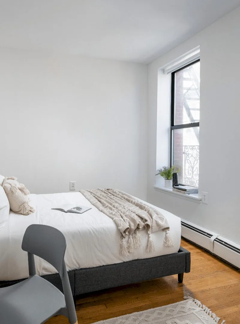 Furnished private room in Central Harlem apartment