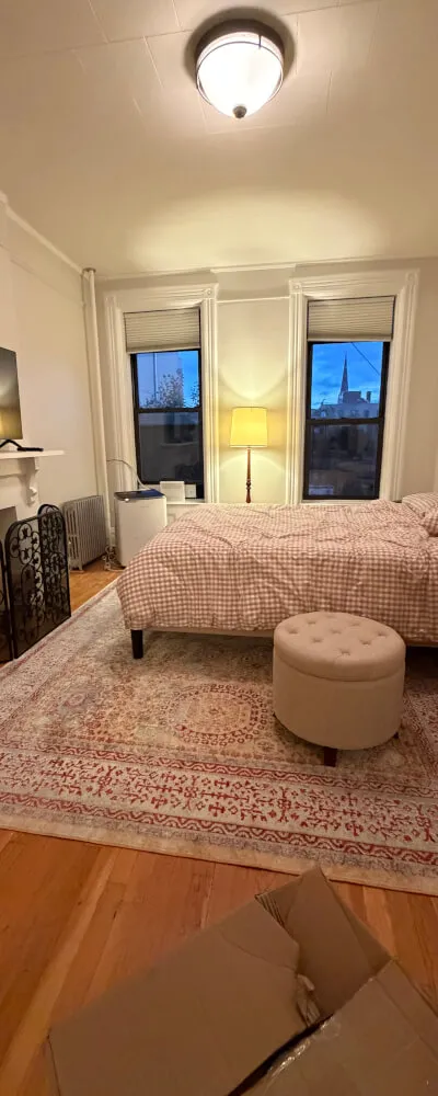 Furnished Greenpoint 1BR – Steps from G Train