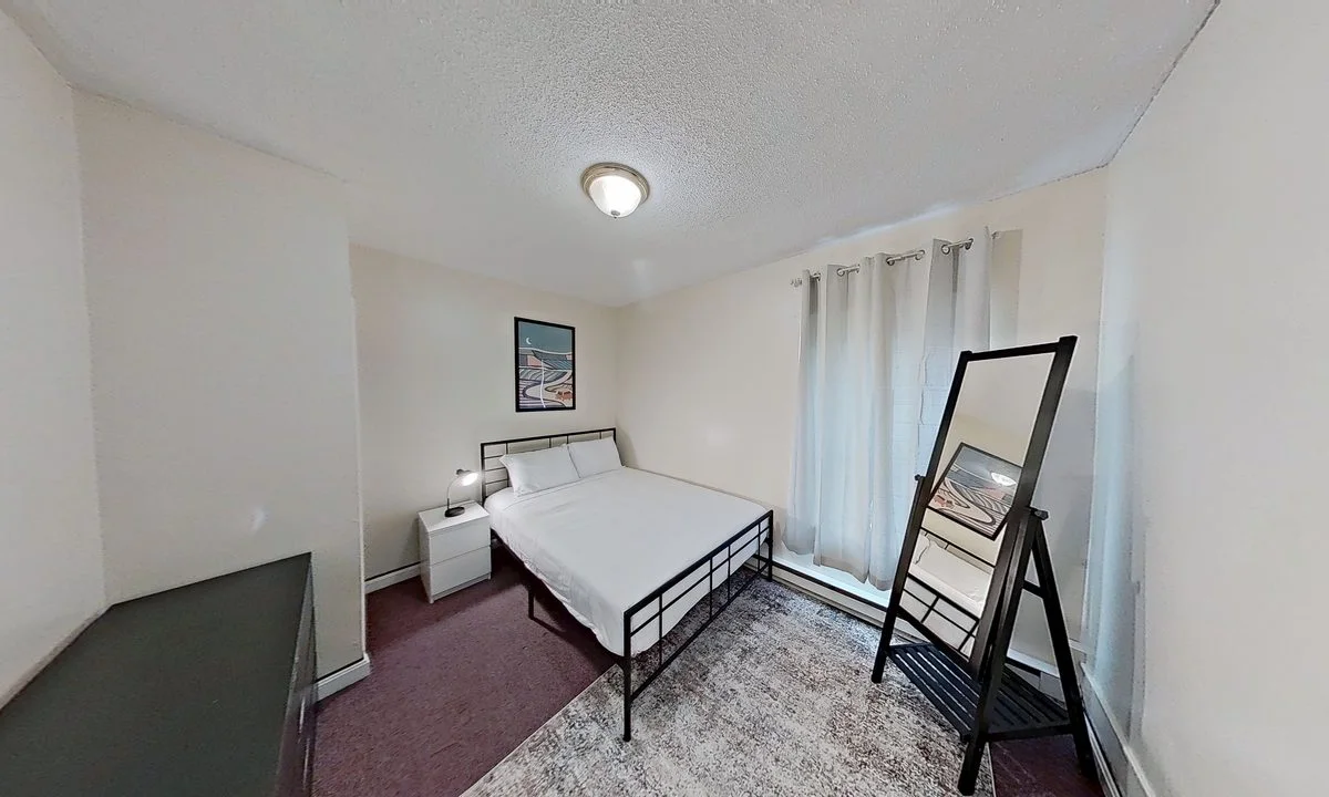 Private room in Roxbury