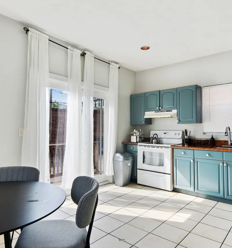 Private room in Allston